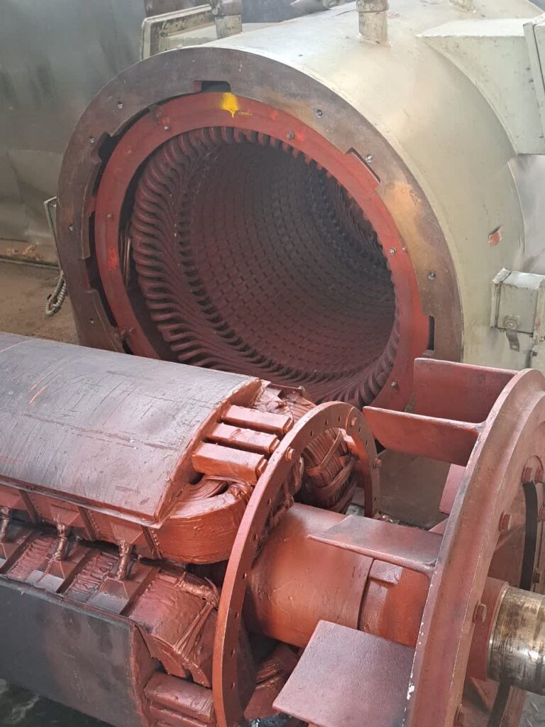 سرویس اساسی استاتور الکتروموتور ۶۴۰ کیلووات