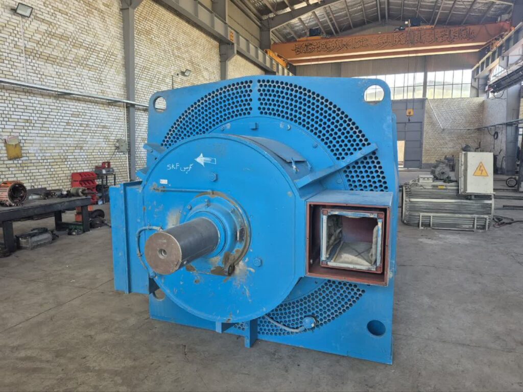 سرویس اساسی الکتروموتور ۴۵ مگاواتی از کارخانه سیمان