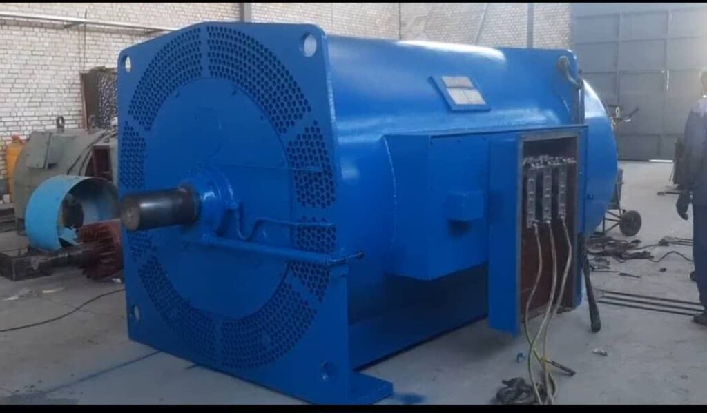 سرویس اساسی الکتروموتور۲۸۳۰ کیلووات کارخانه سیمان اردستان