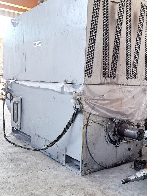 سرویس اساسی الکتروموتور۴۵ مگا واتی از کارخانه فولادی کشور